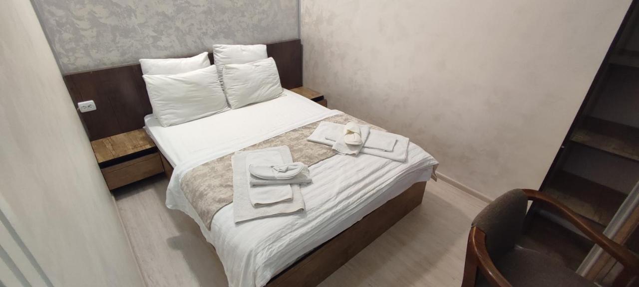 Art Rakat Hotell Tasjkent Exteriör bild
