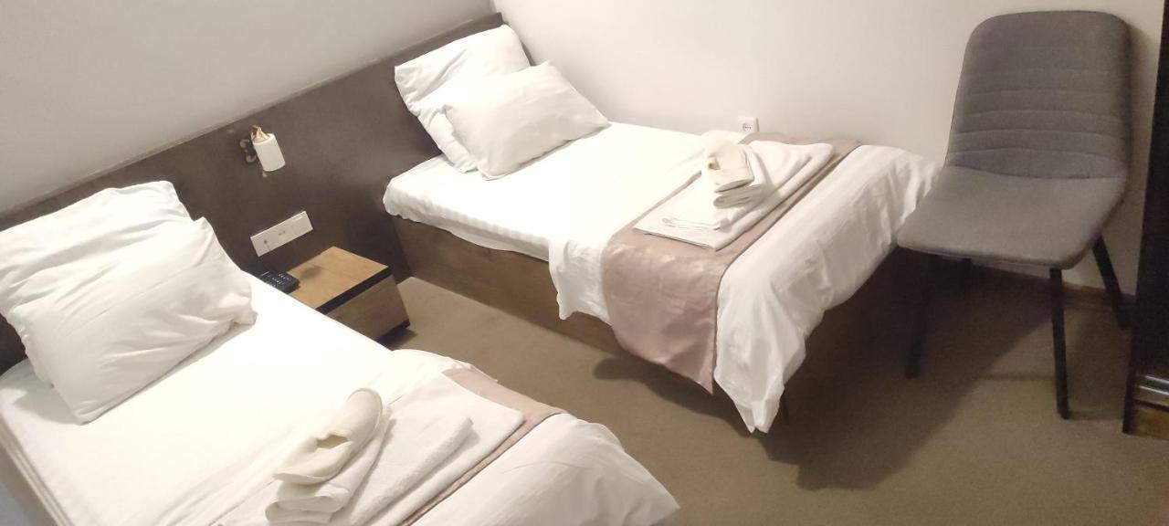 Art Rakat Hotell Tasjkent Exteriör bild