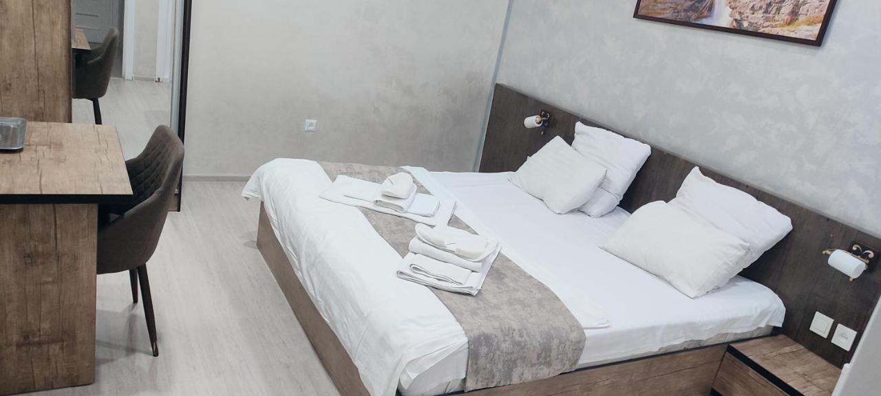 Art Rakat Hotell Tasjkent Exteriör bild