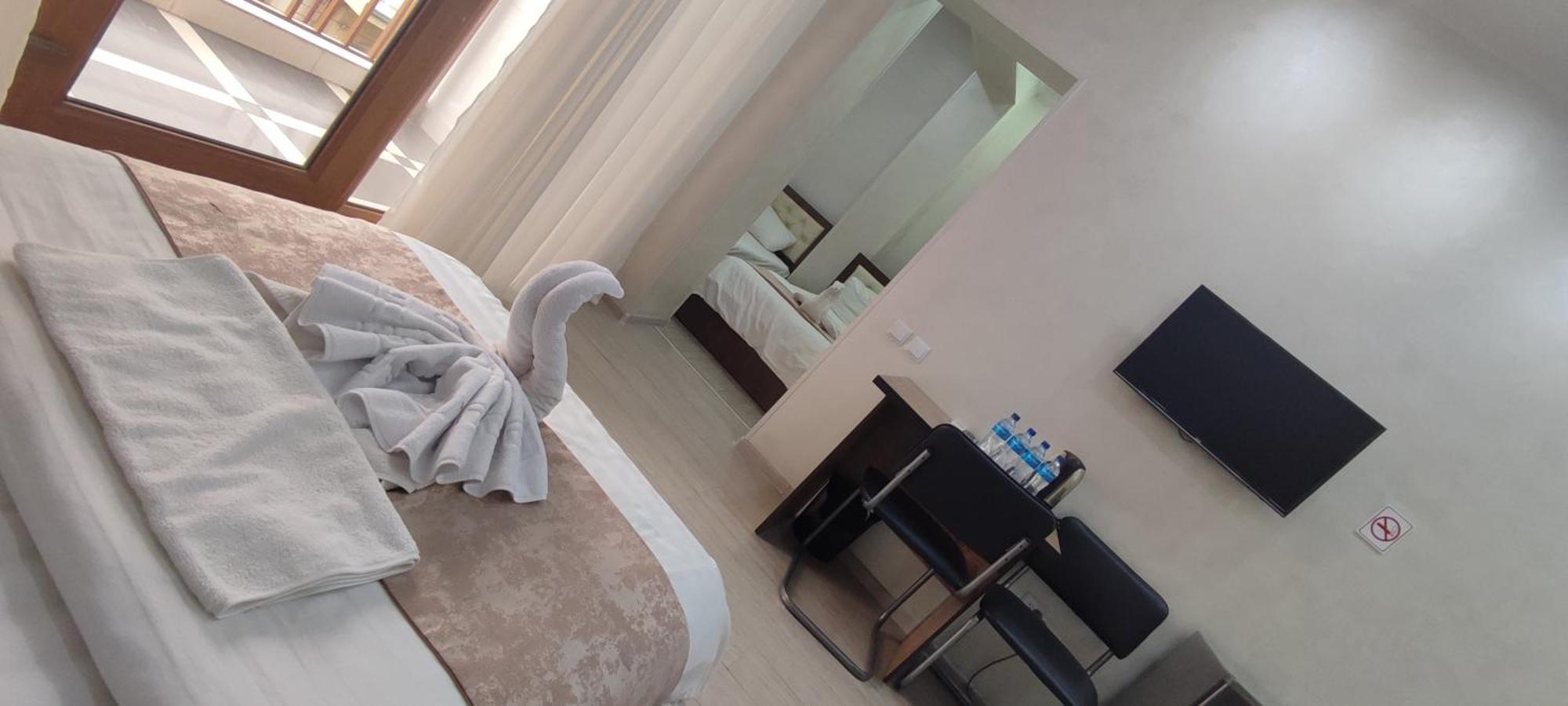 Art Rakat Hotell Tasjkent Exteriör bild