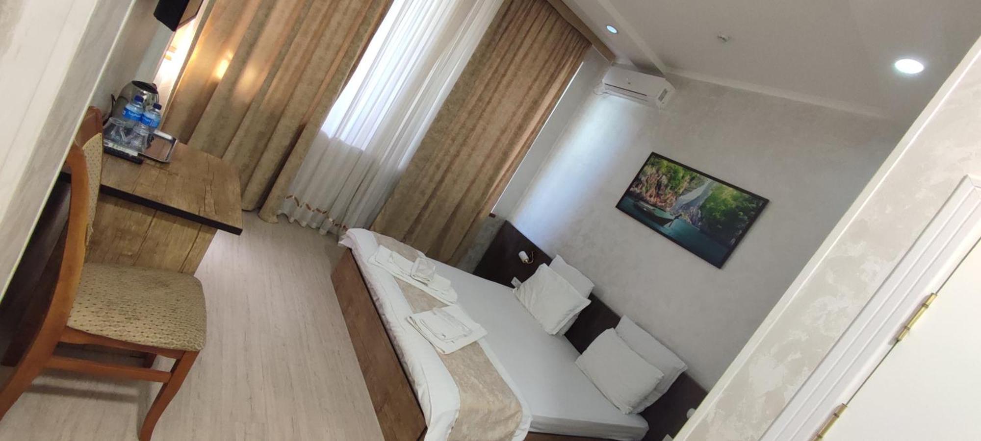 Art Rakat Hotell Tasjkent Exteriör bild