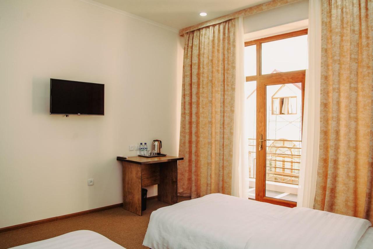 Art Rakat Hotell Tasjkent Exteriör bild